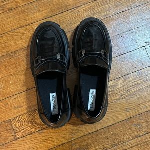 Steve Madden lugsole loafers